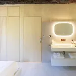 La Clede Avec Sa Piscine Privee *